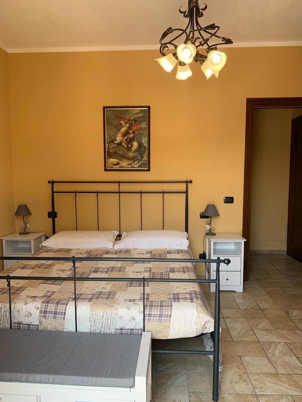 Agriturismo Cascina Anri Mango Exterior foto