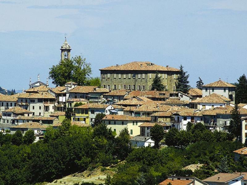 Agriturismo Cascina Anri Mango Exterior foto